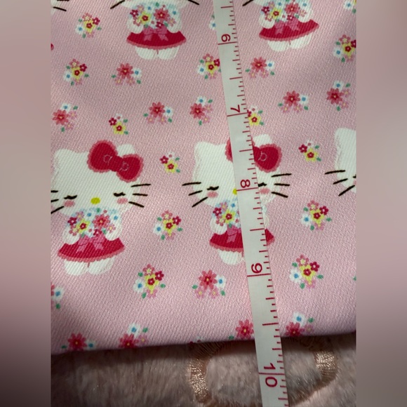 NWOT Hello Kitty Pink Drawstring Bag - Picture 3 of 3